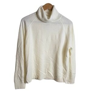 Carolyn Taylor Womens Turtleneck Knit Sweater L Cream Winter Classic Pullover